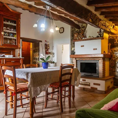 Querciagrossa Da Dora Ferienhaus